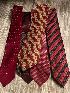 Pierre Cardin and assorted Red & Gold Patterned Necktie Set. New in pkg set of 5